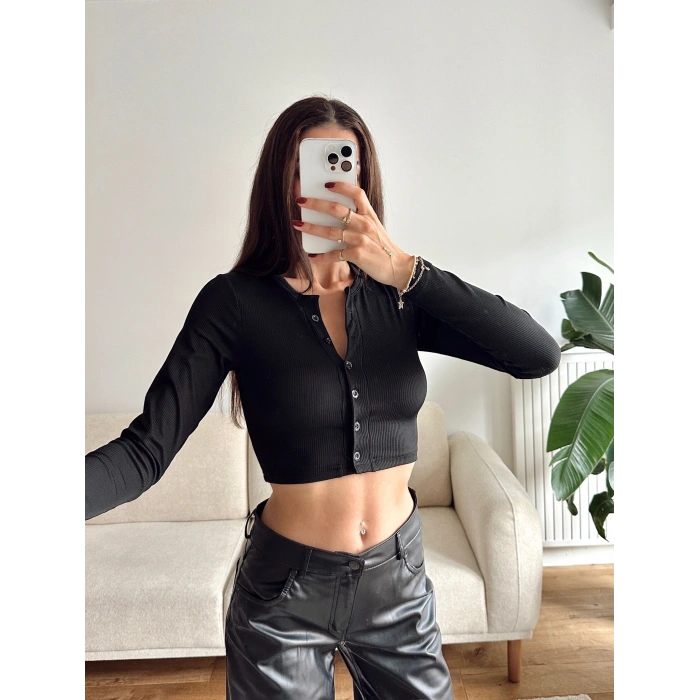 Düğme Detay Crop - SİYAH
