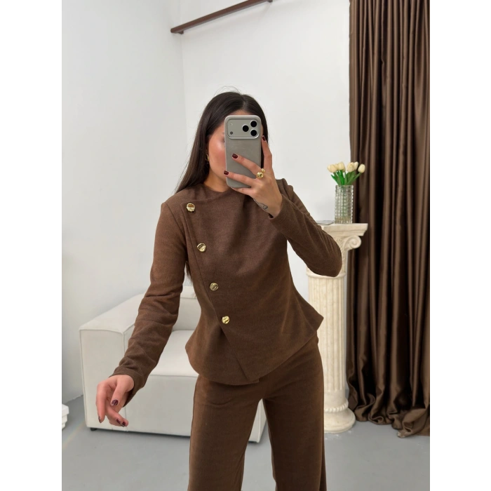 Düğmeli Asimetrik Triko Takım - KAHVE