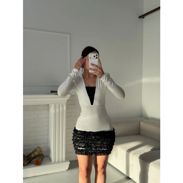 Eteği Fırfırlı Tasarım Elbise - BEYAZ