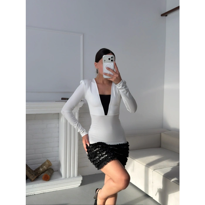 Eteği Fırfırlı Tasarım Elbise - BEYAZ