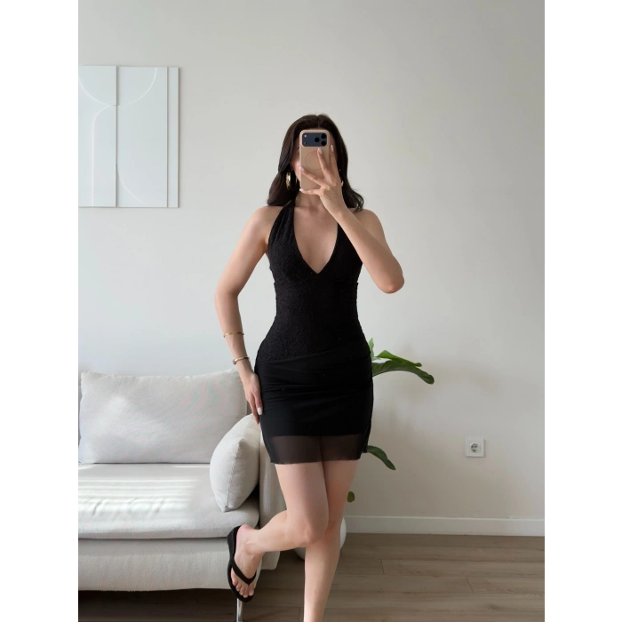 Eteği Tül Halter Elbise - SİYAH