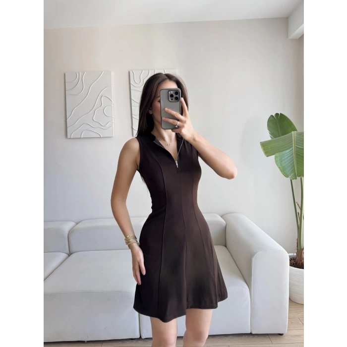 Fermuar Yaka Fit Elbise - KAHVE