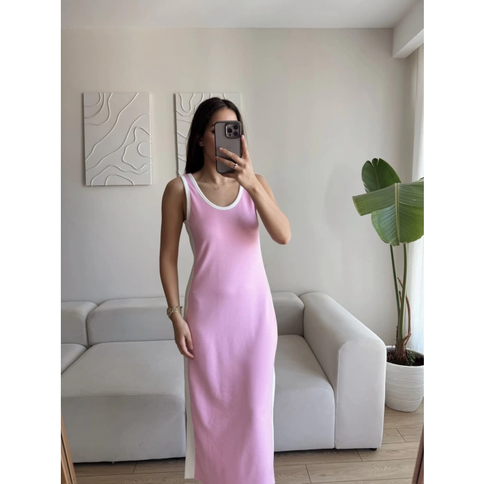 Garnili Yan Yırtmaç Elbise - PEMBE