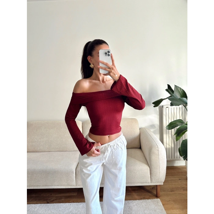 Gofre Madonna Yaka Crop - BORDO