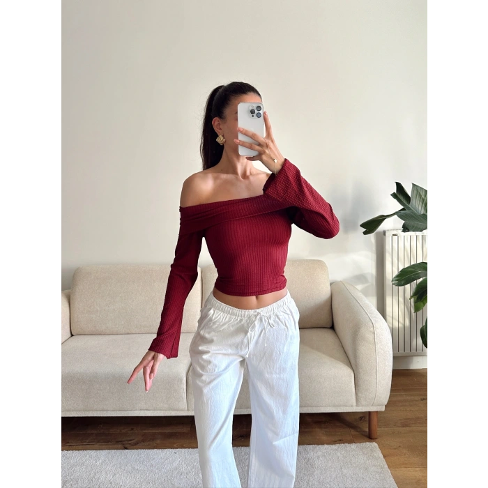 Gofre Madonna Yaka Crop - BORDO