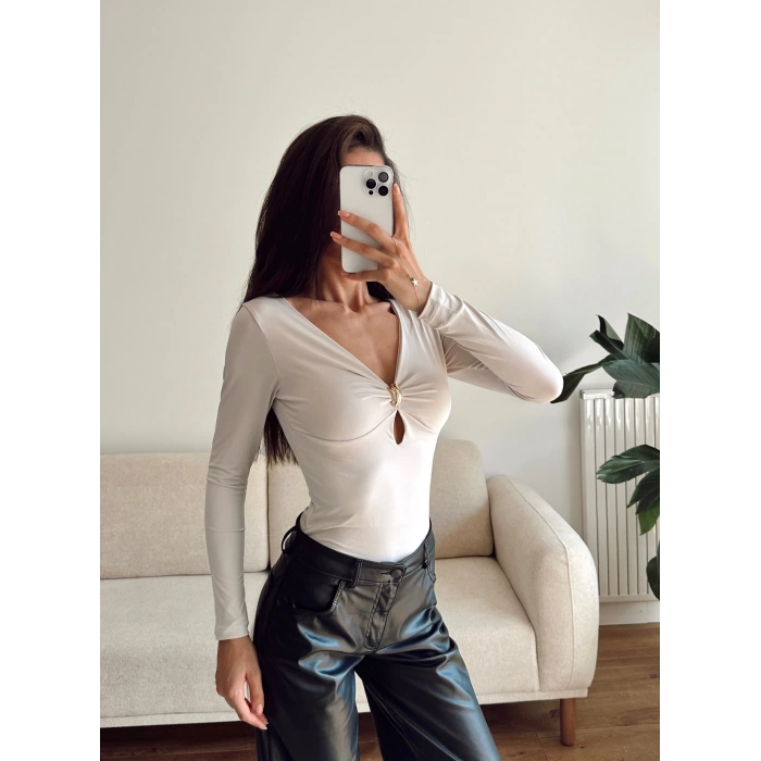 Göğüs Aksesuar Halka Crop - BEJ