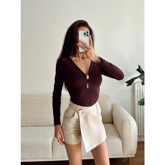 Göğüs Aksesuar Halka Crop - KAHVE