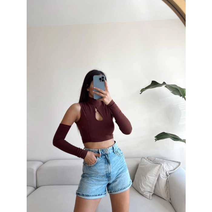 Göğüs Halka Omuz Detay Crop-KAHVE