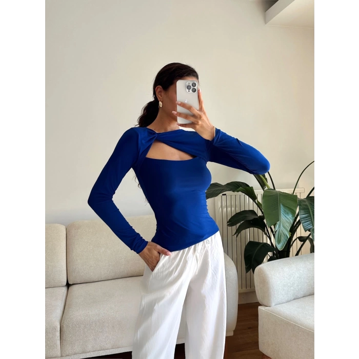 Göğüs Pencere Kruvaze Bluz - SAKS MAVİSİ