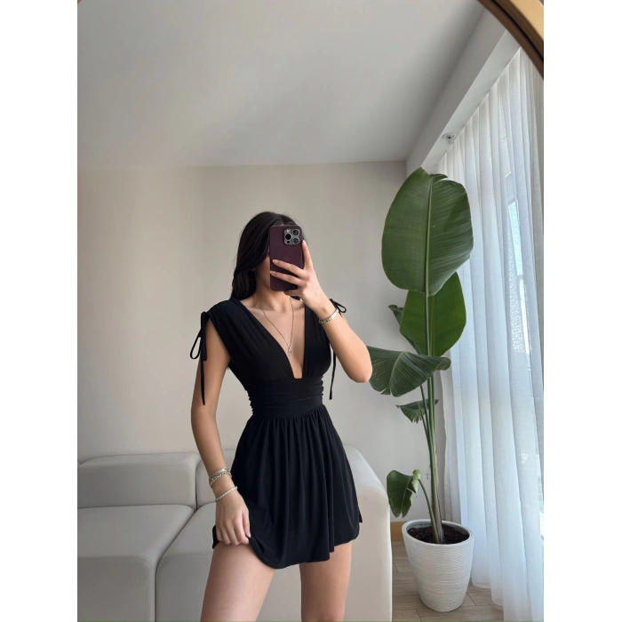 Göğüs Ve Sırt Dekolte Bağlamalı Elbise-SİYAH