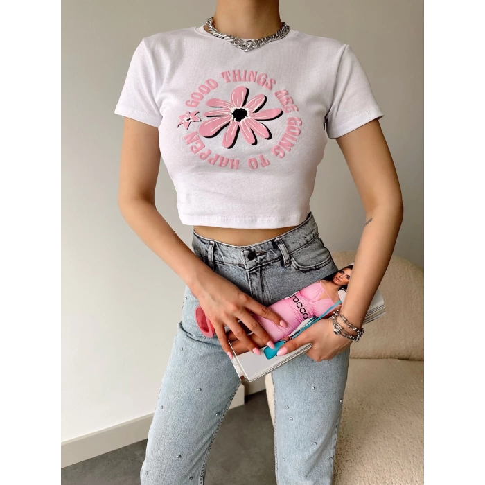 Good Things Are Going To Happen Crop T-shirt-BEYAZ