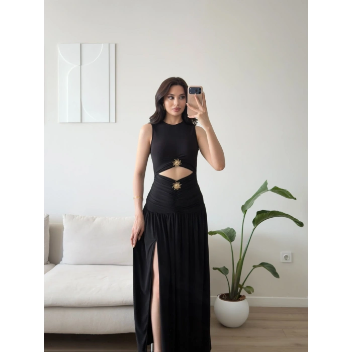 Güneş Gold Toka Yırtmaçlı Elbise - SİYAH