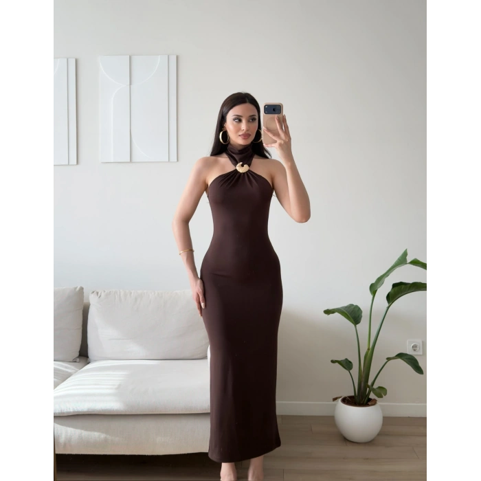Halter Yaka Aksesuar Elbise - KAHVE