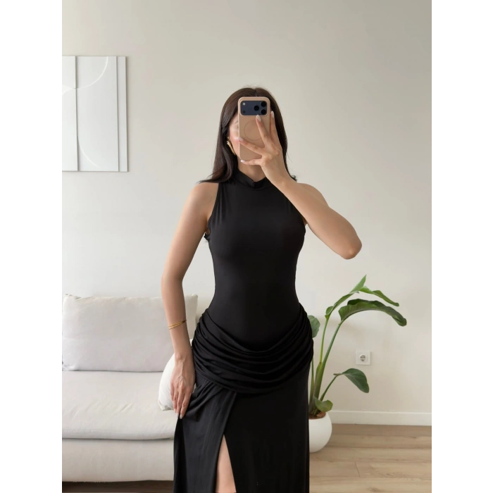 Halter Yaka Bel Drape Yırtmaçlı Elbise - SİYAH