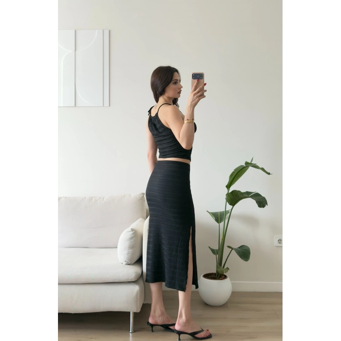 Halter Yaka Etekli Takım - SİYAH