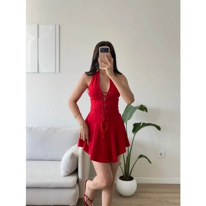 Halter Yaka Kuşgözü Bağcıklı Elbise - KIRMIZI