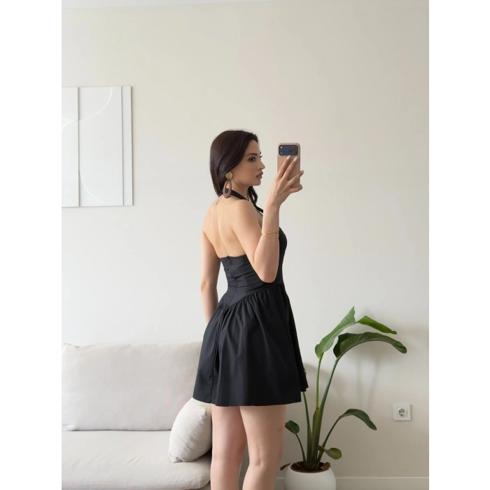 Halter Yaka Mini Elbise - SİYAH