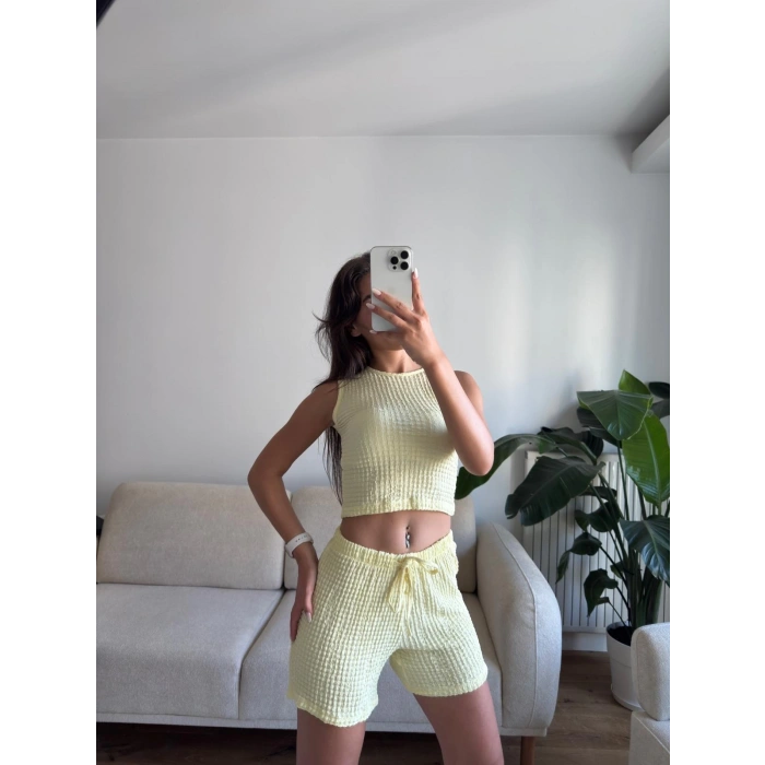 Halter Yaka Şortlu Takım - SARI