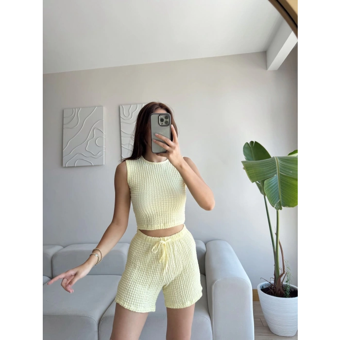 Halter Yaka Şortlu Takım - SARI