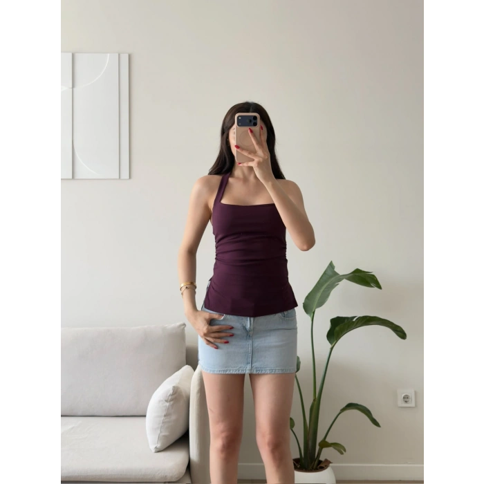 Halter Yaka Yırtmaçlı Bluz - MÜRDÜM