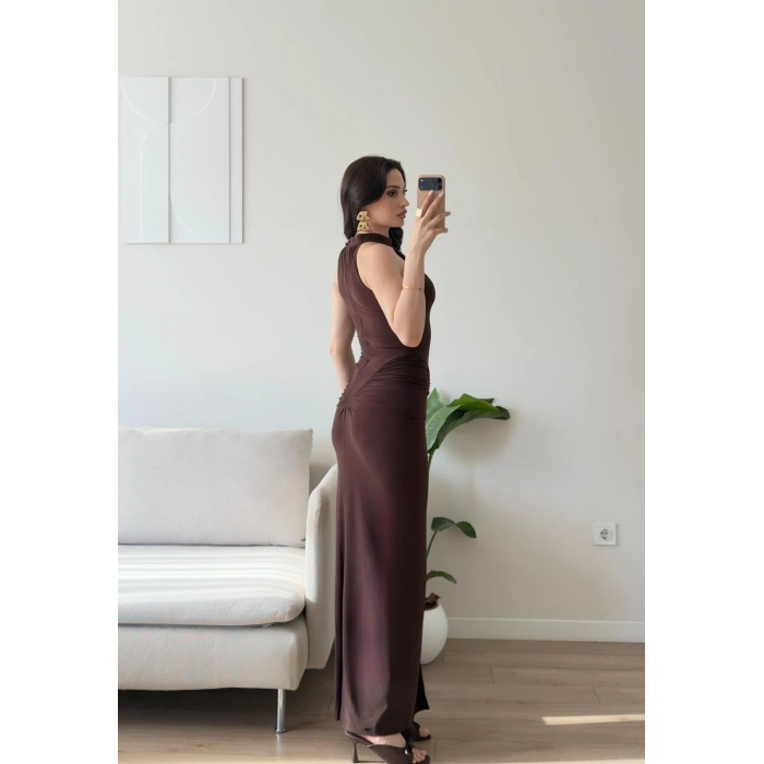 Halter Yırtmaçlı Balık Elbise - KAHVE