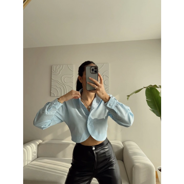İnci Düğmeli Crop Gömlek - MAVİ