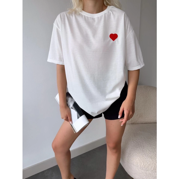 Kalp Detay Unisex Oversize T-shirt-BEYAZ