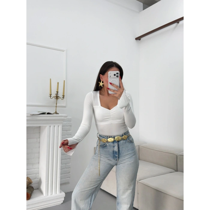 Kalp Yaka Kol İspanyol Crop - BEYAZ
