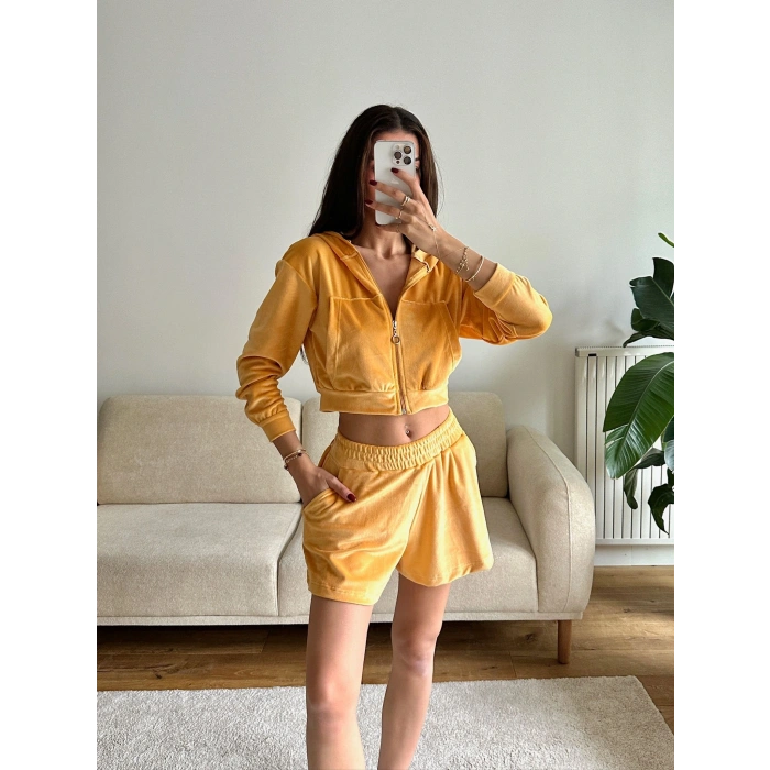 Kapüşonlu Crop & Şortlu Kadife Takım - SARI