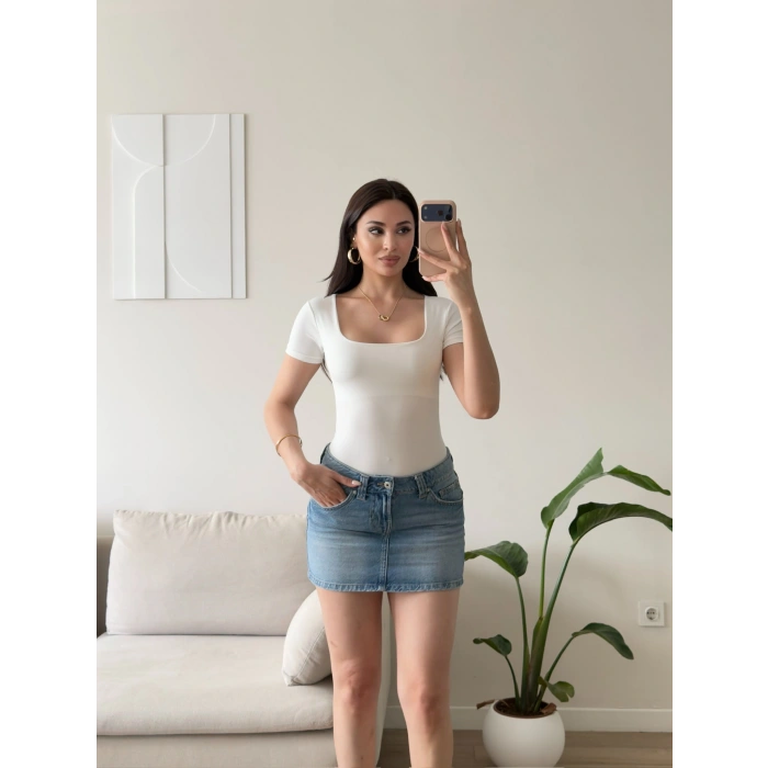 Kare Yaka Bodysuit - BEYAZ