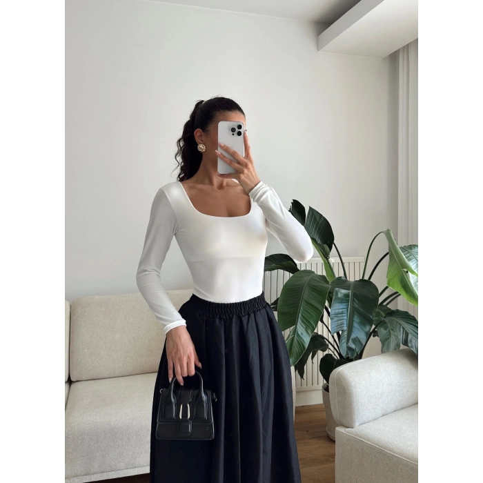Kare Yaka Bodysuit - BEYAZ