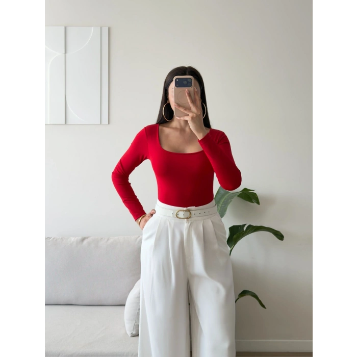 Kare Yaka Bodysuit - KIRMIZI