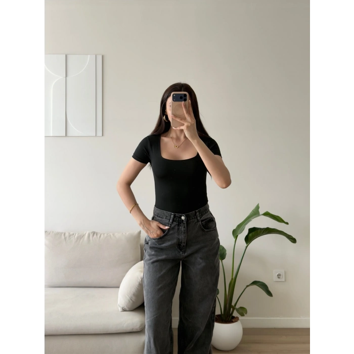 Kare Yaka Bodysuit - SİYAH
