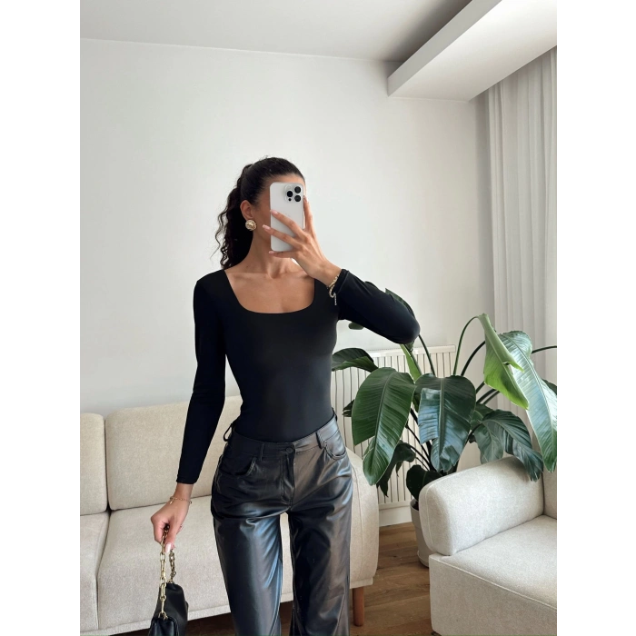 Kare Yaka Bodysuit - SİYAH