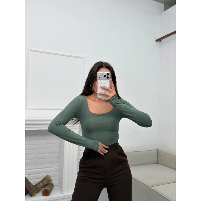 Kare Yaka Bodysuit - YEŞİL