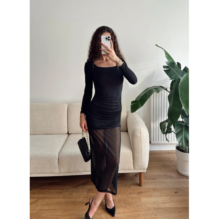 Kare Yaka Eteği Tül Elbise