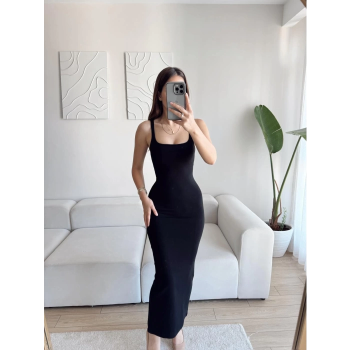 Kare Yaka Long Elbise - SİYAH
