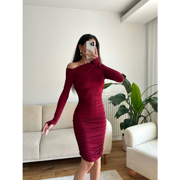 Kare Yaka Parmak Geçmeli Elbise - BORDO