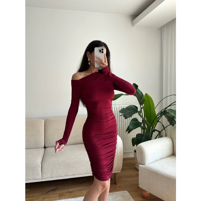 Kare Yaka Parmak Geçmeli Elbise - BORDO