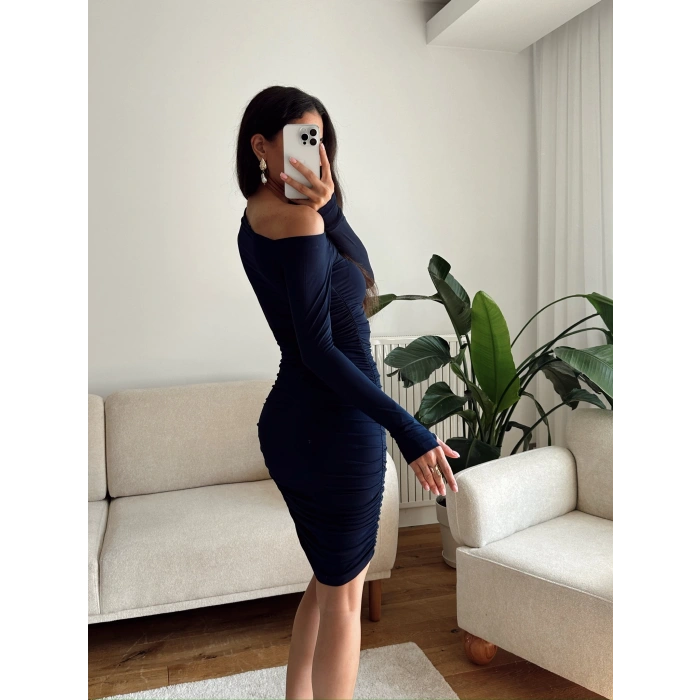 Kare Yaka Parmak Geçmeli Elbise - LACİVERT