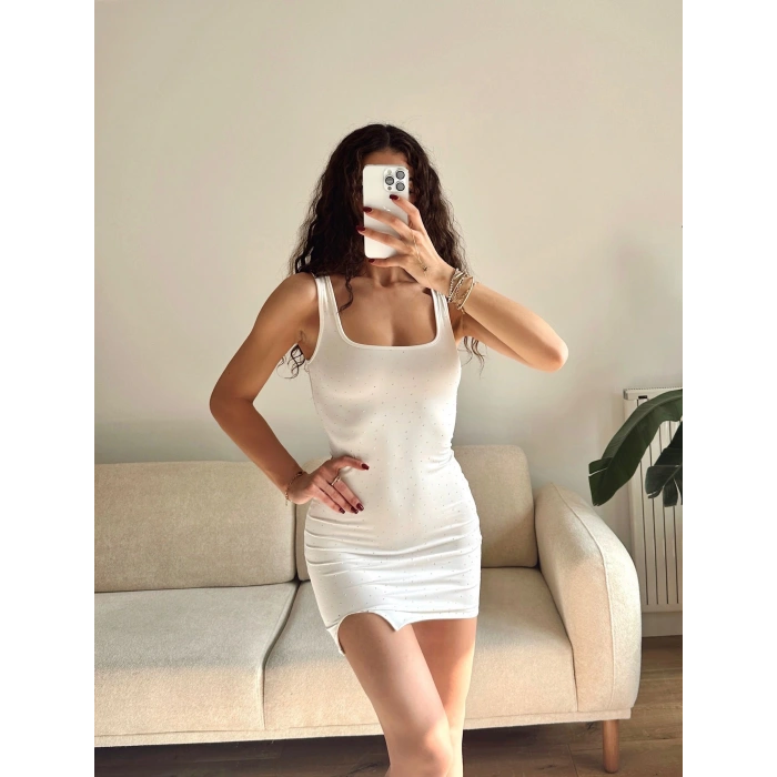 Kare Yaka Taşlı Elbise - BEYAZ