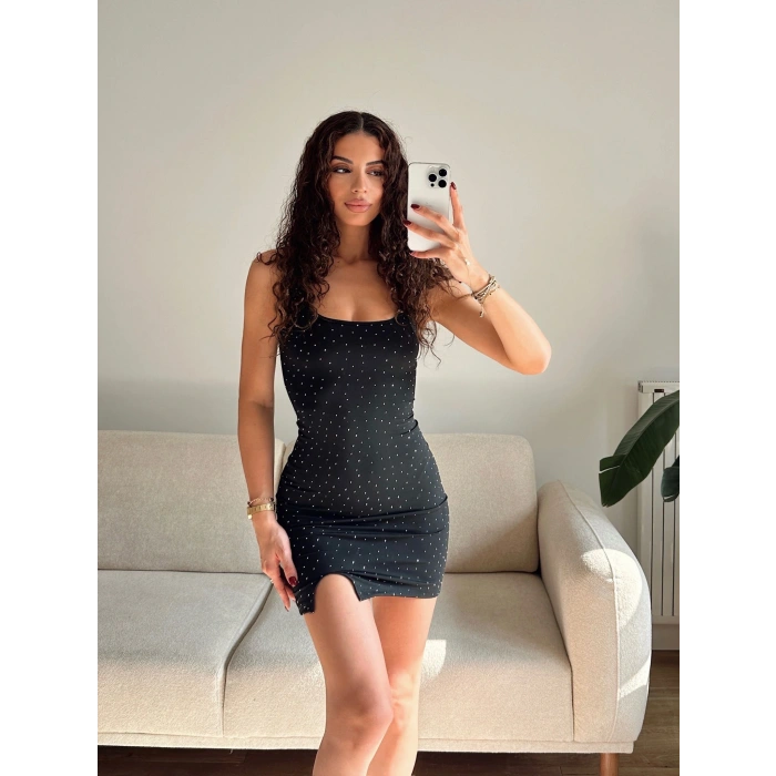 Kare Yaka Taşlı Elbise - SİYAH