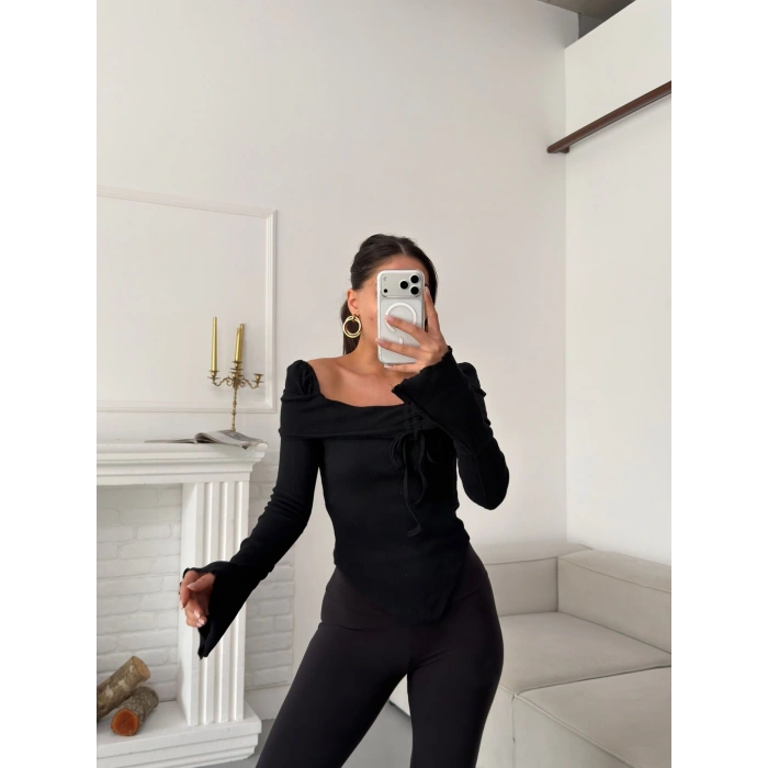 Kaşkorse Madonna Ön Büzgü Bluz - SİYAH