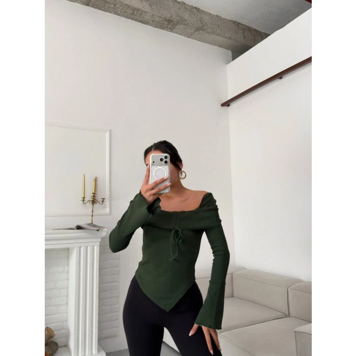 Kaşkorse Madonna Ön Büzgü Bluz - YEŞİL