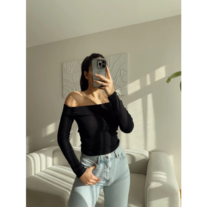 Kaşkorse Madonna Yaka Bluz - SİYAH