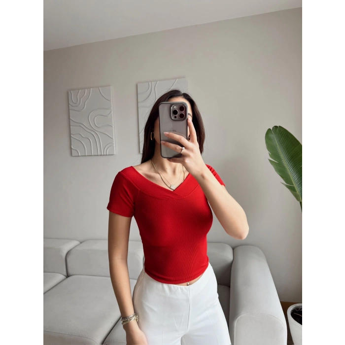 Kayık Yaka Çapraz Bluz - KIRMIZI