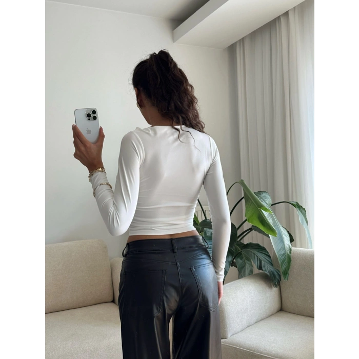 Kayık Yaka Crop - BEYAZ