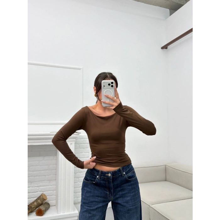 Kayık Yaka Crop - KAHVE