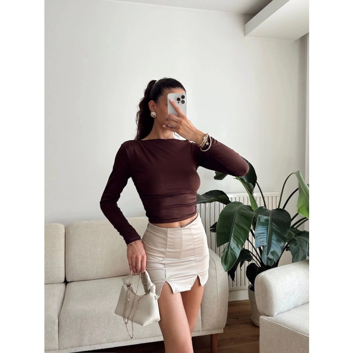 Kayık Yaka Crop - KAHVE