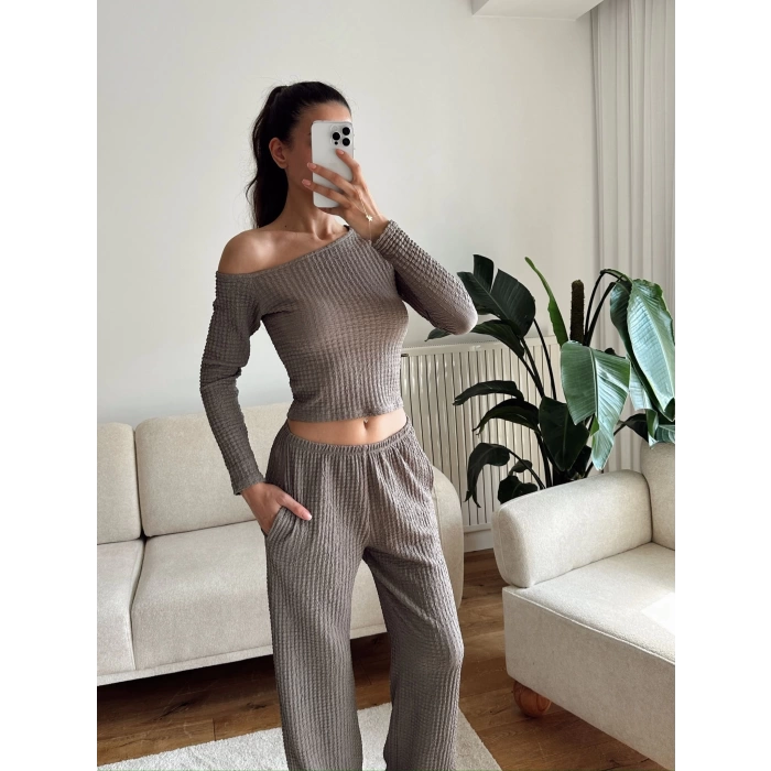 Kayık Yaka Crop & Pantolon Takım - VİZON